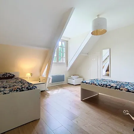 La Roquetiere, Domaine Paradisiaque Pour 12 Personnes * Ledeuix